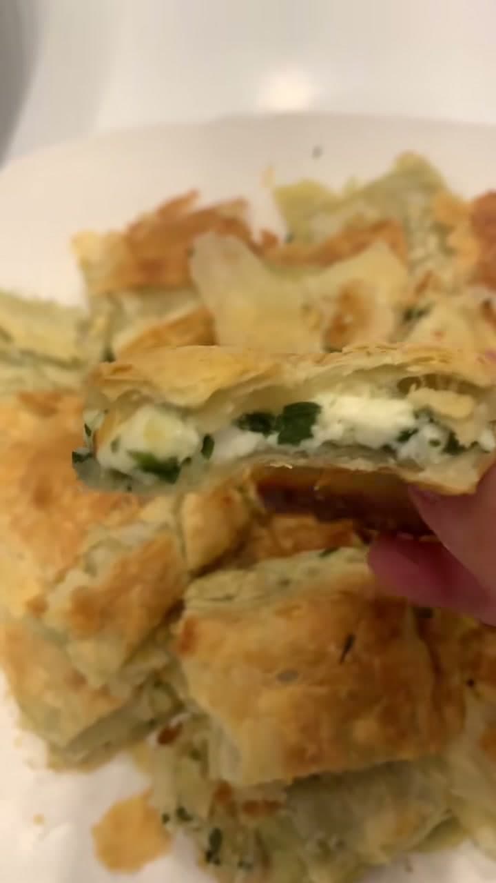 Cheese-Stuffed Puff Pastry Squares