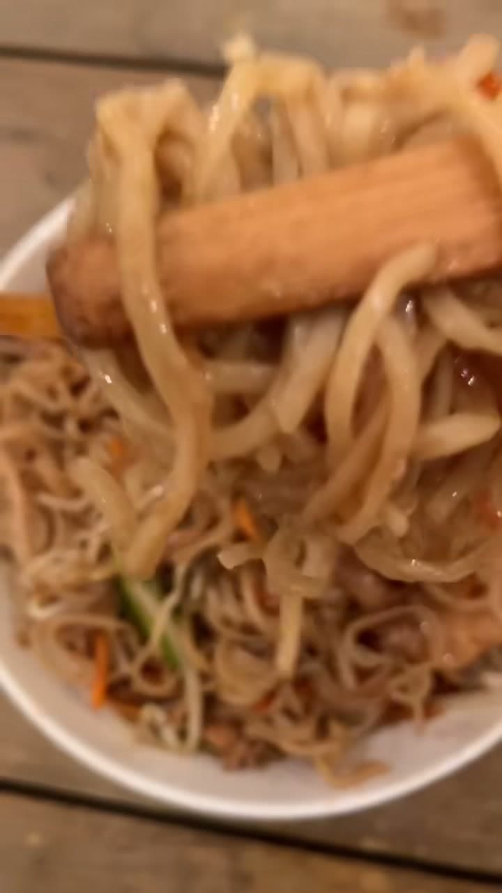 Crispy Chicken Chow Mein