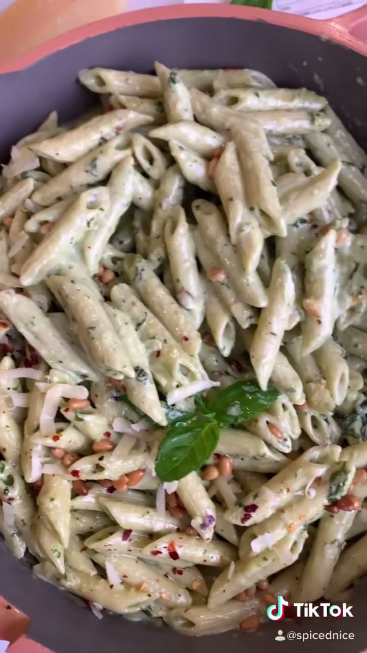 Creamy Pesto Pasta