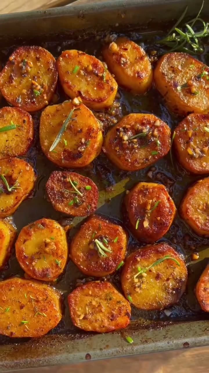 Balsamic Rosemary Melting Potatoes