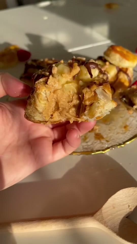 Cookie Butter Cheesecake Churro Puffs