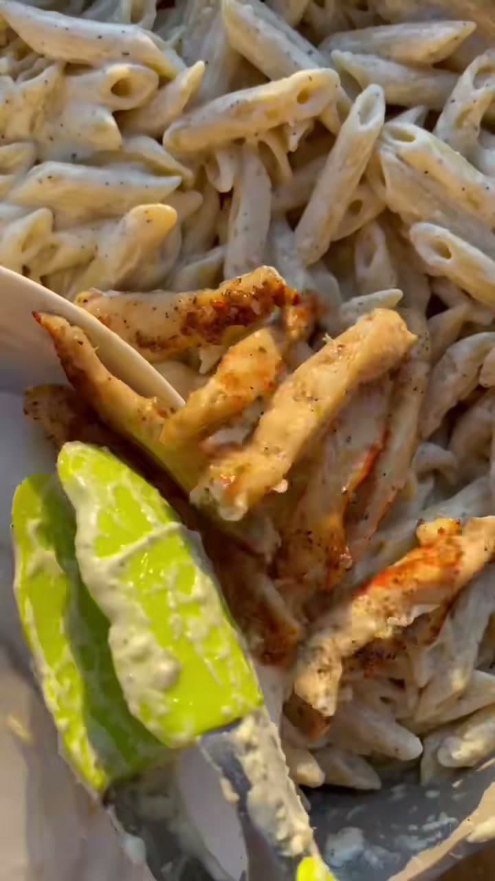 Creamy Garlic Alfredo with Crispy Chicken