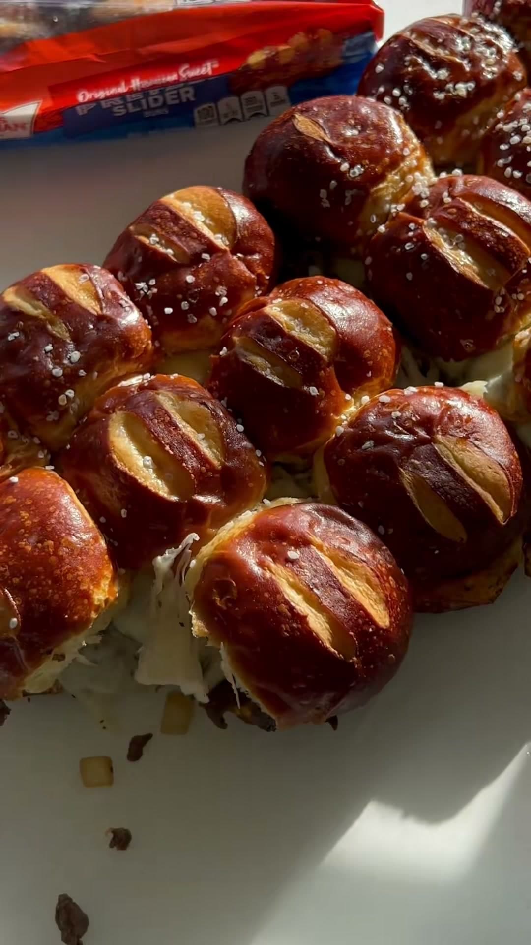 Jalapeno Philly Cheesesteak Sliders