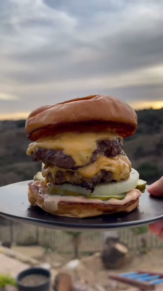 Delicious Smash Burgers